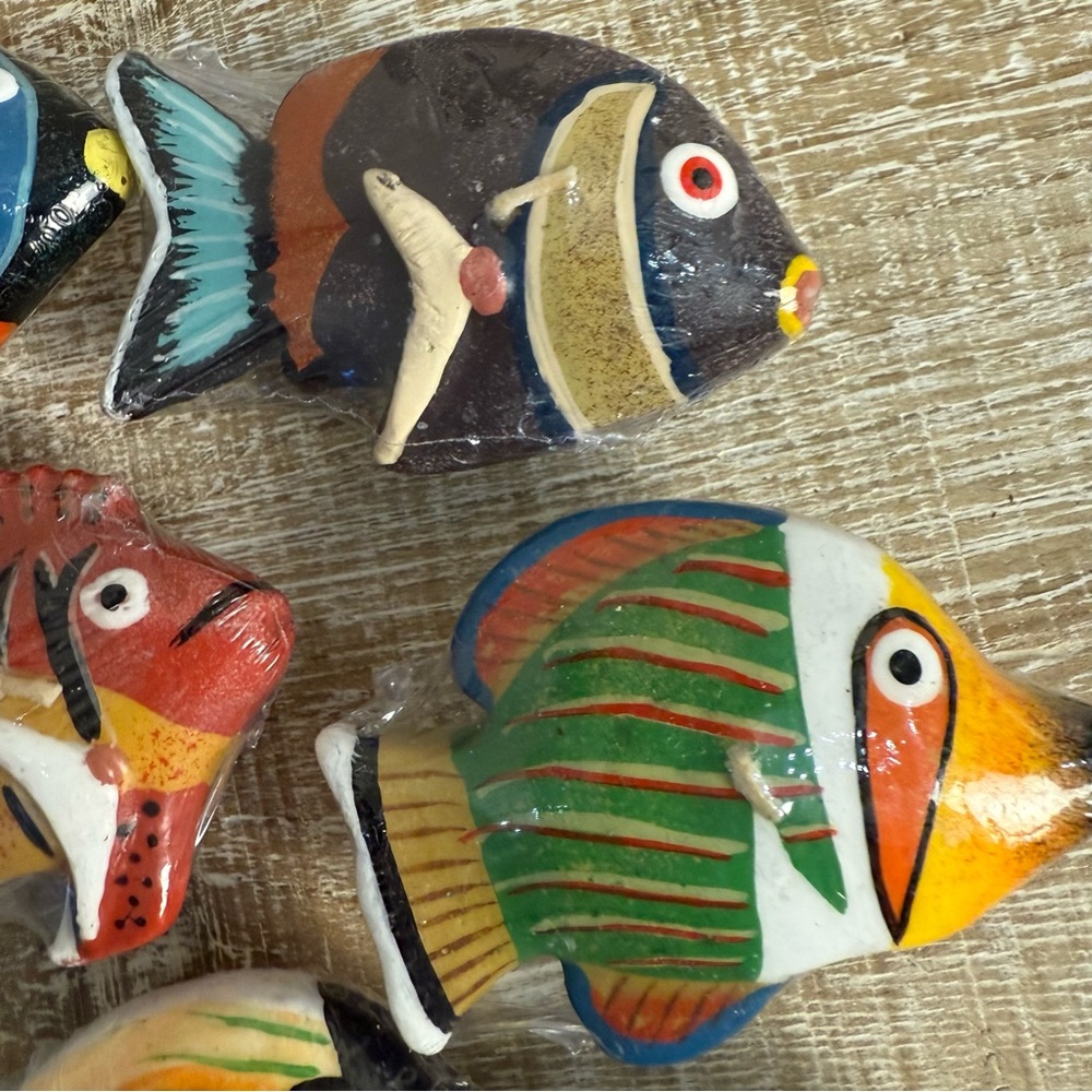 Tropical Fish Floating Candles, Set of 6 - Picture 5 of 11